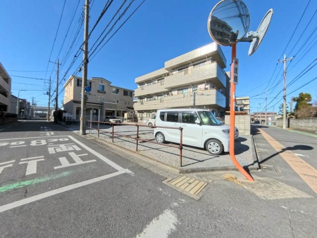 ベルラポール 駐車場
